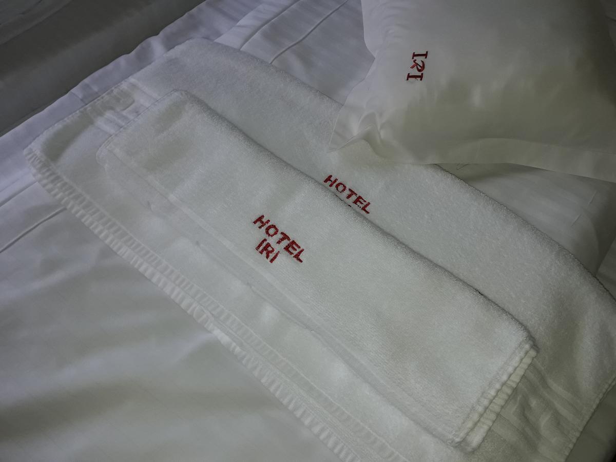 Hotel Iri Buşteni Εξωτερικό φωτογραφία